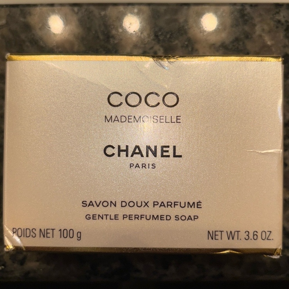 Chanel coco mademoiselle bar